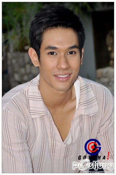 อ๋อม อรรคพันธ์...หล่อ น่ารัก อ่ะ !
