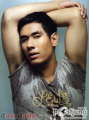 อ๋อม อรรคพันธ์...หล่อ น่ารัก อ่ะ !
