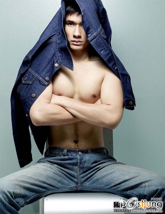อ๋อม อรรคพันธ์...หล่อ น่ารัก อ่ะ !