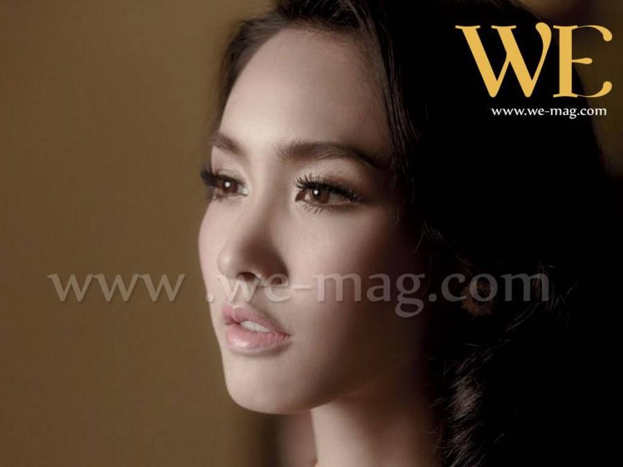 มิน พีชญา @ WE no.91 November 2011