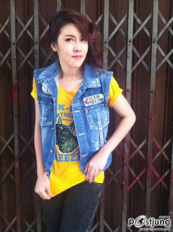 เชียร์...น่าร๊ากกกๆๆๆ อ่ะ ^^