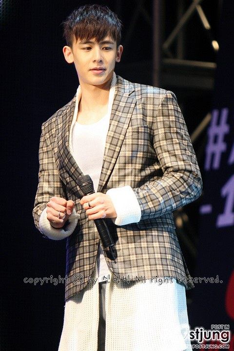 รูป นิชคุณ...น่าร๊ากกก อ่ะ :)))