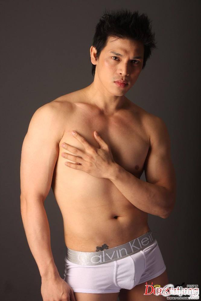 ตี๋แซ่บๆๆซีสสๆๆๆๆ