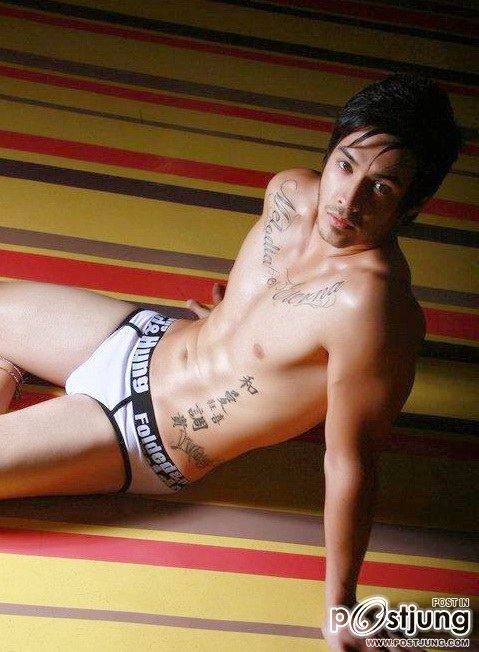 ตี๋แซ่บๆๆซีสสๆๆๆๆ