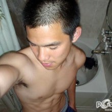 รบกวนทีครับใครรู้จักพี่คนนี้บ้าง