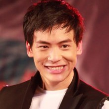 บี้ เดอะสตาร์  @ โชว์มีเฮ อาสาพายิ้ม