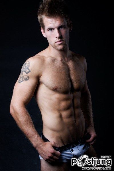 หนุ่มหล่อๆ