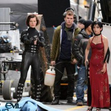 Resident Evil5 ; Retribution เผย ชุด เอด้า แล้ว อลิช