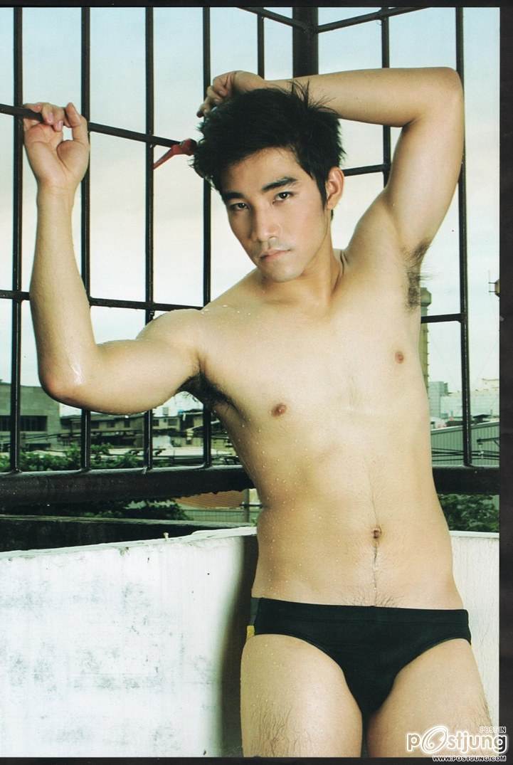 ตามหนุ่มคนนี้ดีดีแซ่บๆ