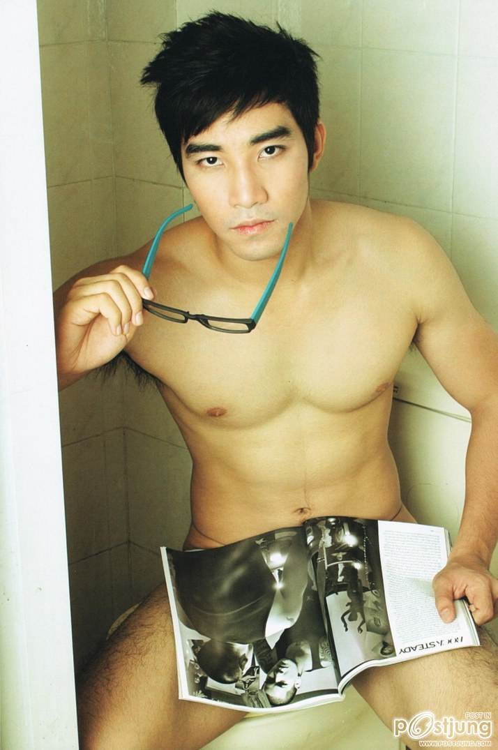 ตามหนุ่มคนนี้ดีดีแซ่บๆ