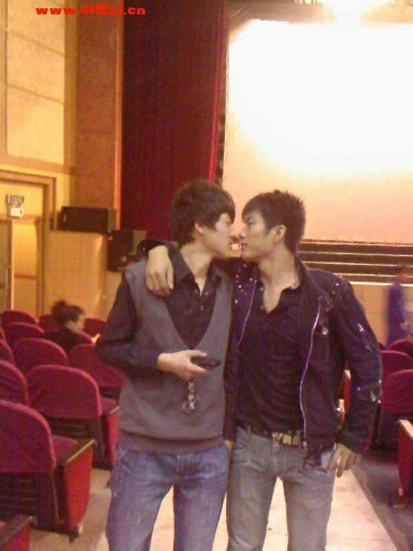 น่ารัก + แซ่บ