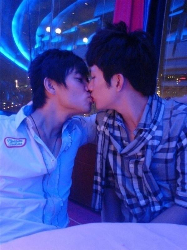 น่ารัก + แซ่บ