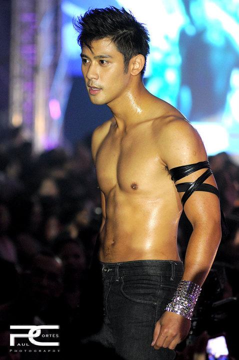 รวมหนุ่มหล่อเข้ม แซ่บๆ @ picture
