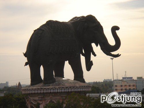 HM album พิพิธภัณฑ์ช้างเอราวัณ ยิ่งใหญ่งดงาม