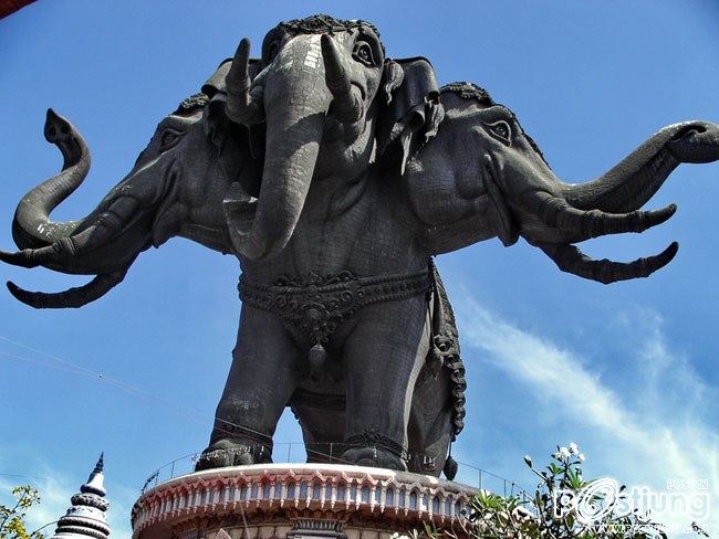 HM album พิพิธภัณฑ์ช้างเอราวัณ ยิ่งใหญ่งดงาม