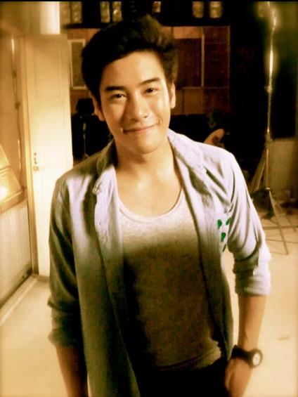 "30 กำลังแจ๋ว" สู้น้ำท่วม 15วันเก็บ 50 กว่าล้าน