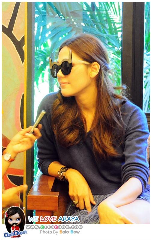 ชมพู่ อารยา ร่วมร้องเพลงรวมใจ โครงการเพลงพิเศษ &ldquo;บ้านเรา บ้านพ่อ&rdquo;