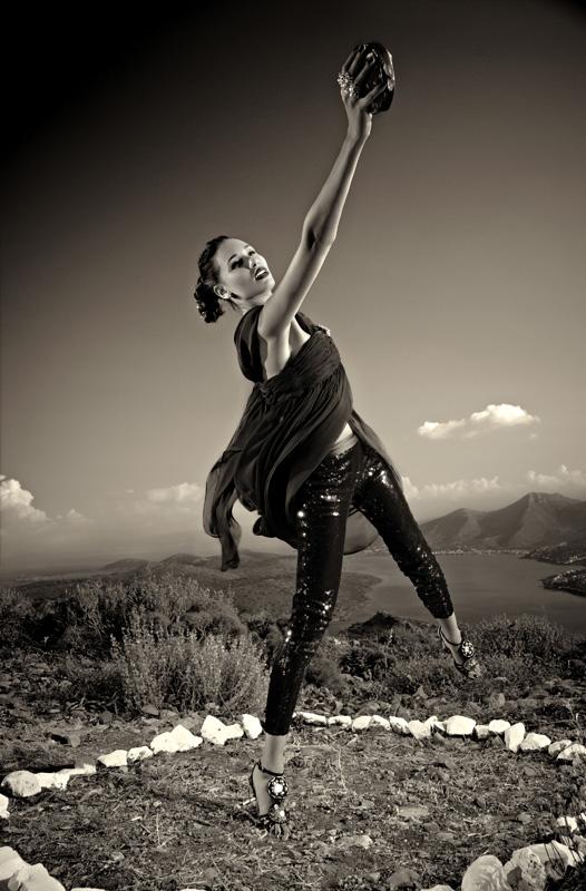 ทุ่มน้ำหนัก