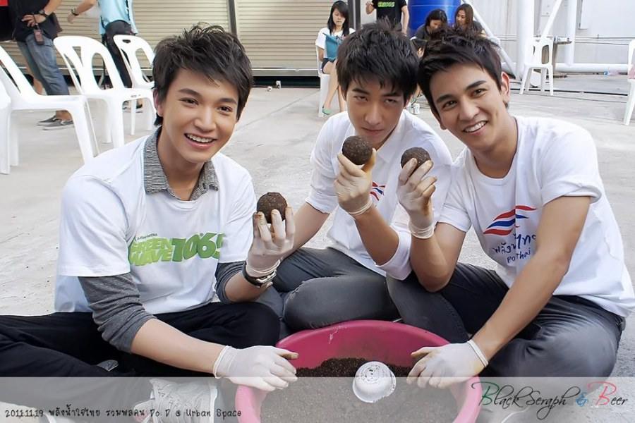 กัน โตโน่ ริท ร่วมปั้นEM Ball @ งานรวมพลคน Do-D