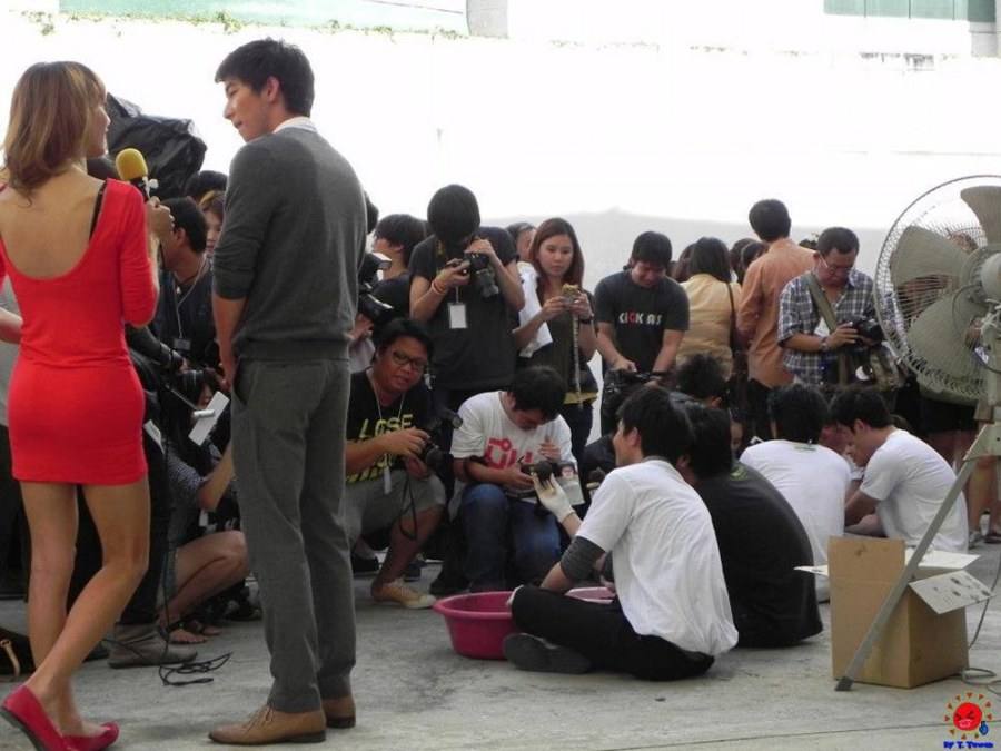 กัน โตโน่ ริท ร่วมปั้นEM Ball @ งานรวมพลคน Do-D