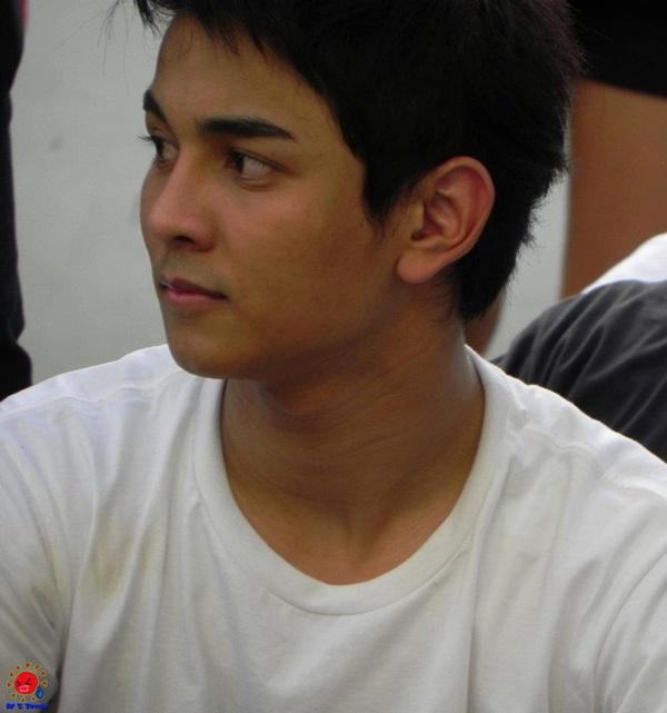 กัน โตโน่ ริท ร่วมปั้นEM Ball @ งานรวมพลคน Do-D