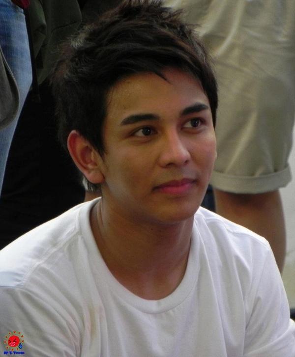 กัน โตโน่ ริท ร่วมปั้นEM Ball @ งานรวมพลคน Do-D