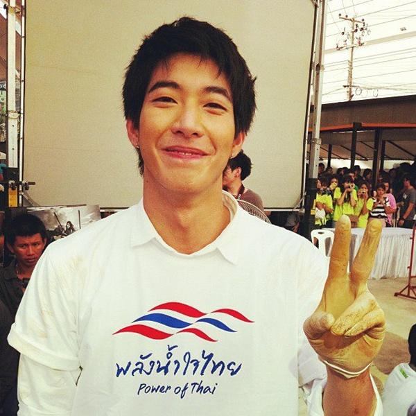 กัน โตโน่ ริท ร่วมปั้นEM Ball @ งานรวมพลคน Do-D
