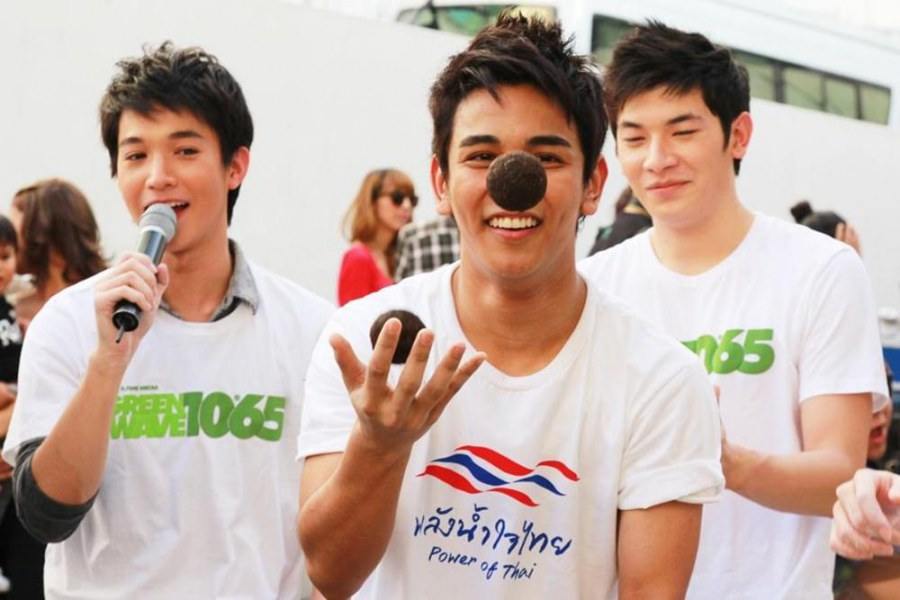 กัน โตโน่ ริท ร่วมปั้นEM Ball @ งานรวมพลคน Do-D