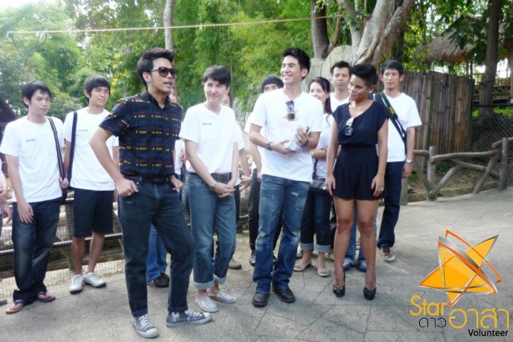 โป๊ป ธนวรรธน์ @ รายการดาวอาสา