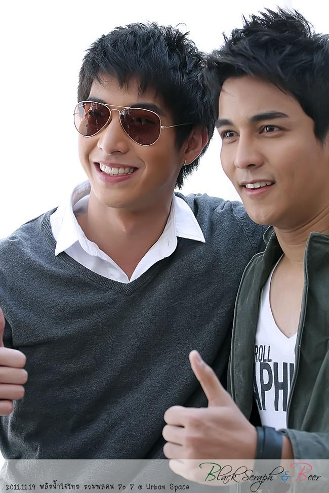 กัน & โตโน่ งานรวมพลคนดูดี @ Urban Space