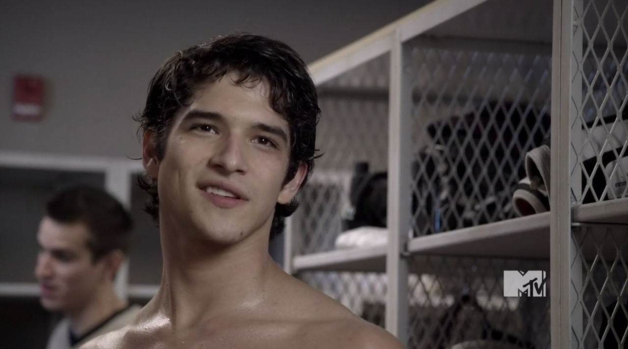 Shirtless Teen Wolf Hunks in Ep 1×10