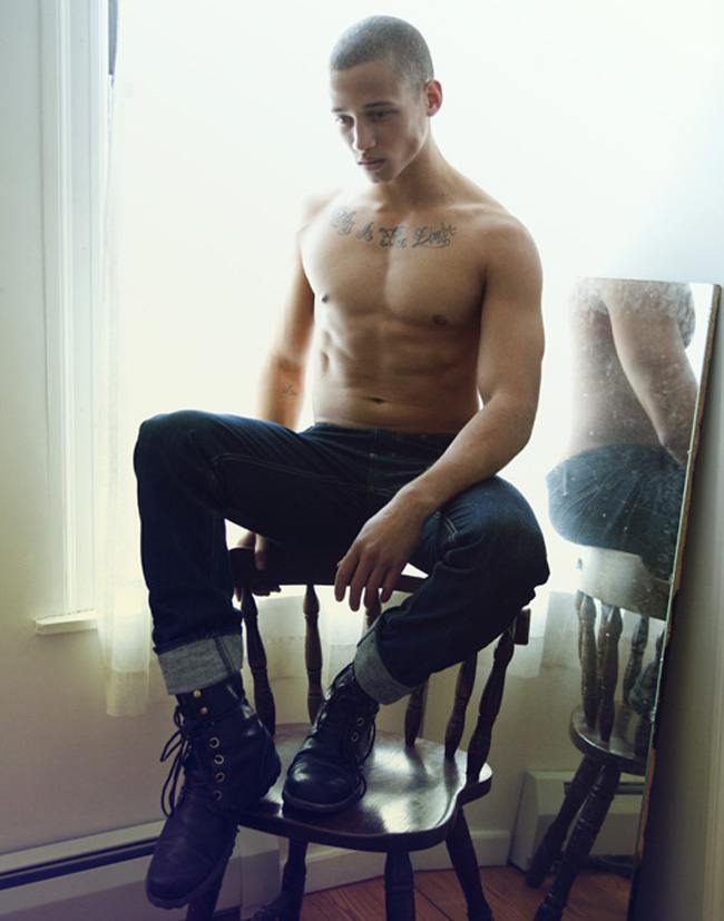 นายแบบ 077