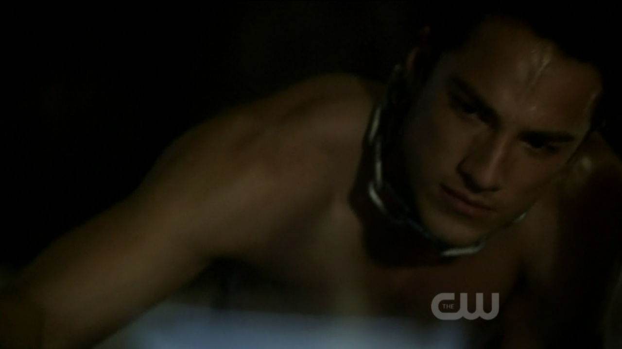 Michael Trevino Shirtless & Chained Up in Vampire Diaries Ep 2×11
