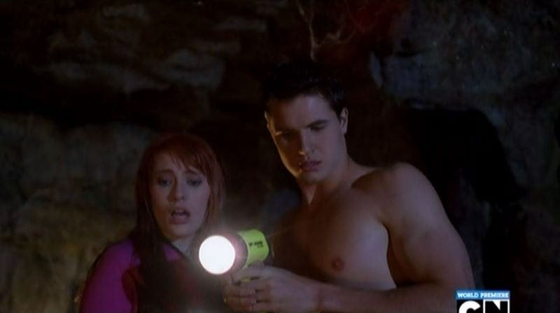 Robbie Amell Shirtless in Scooby-Doo! Curse of the Lake Monster