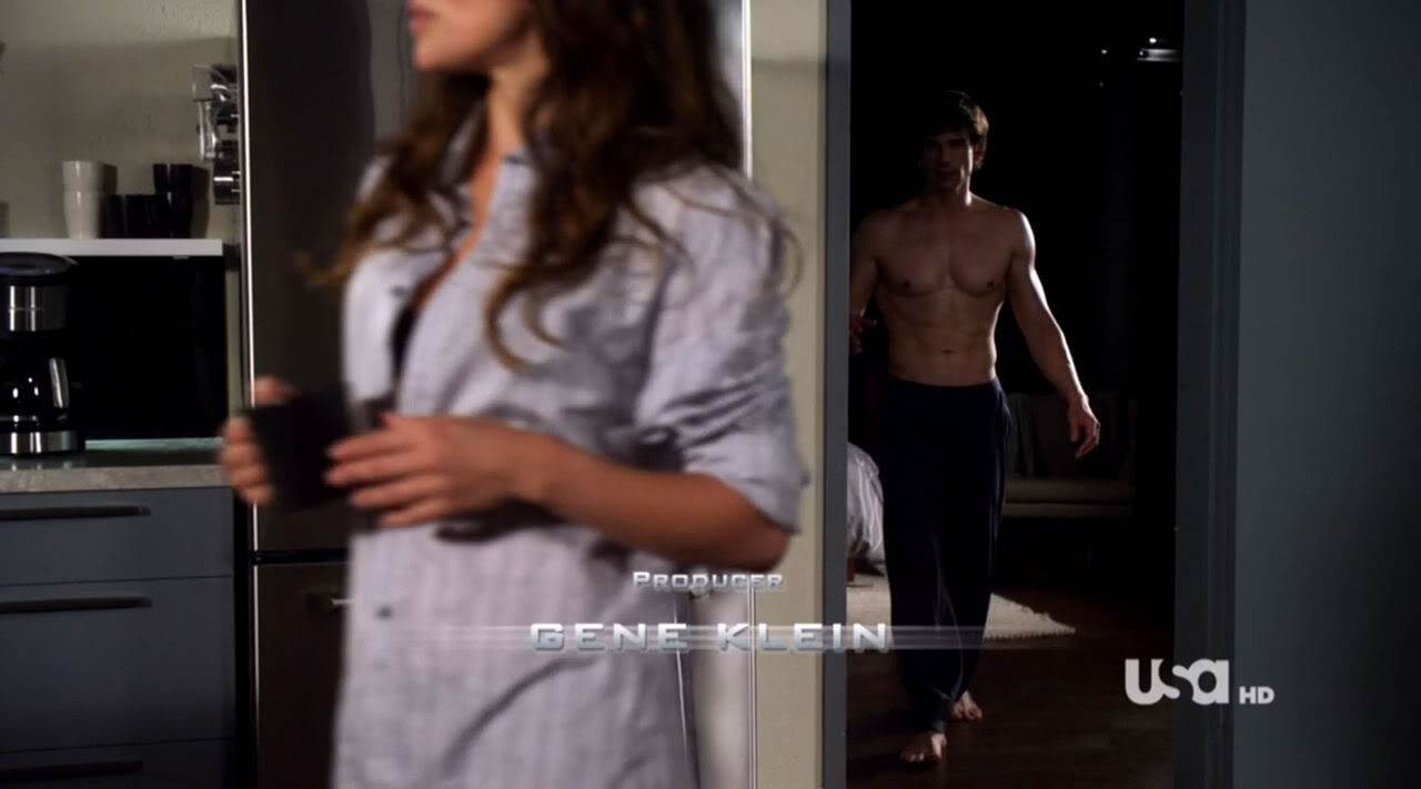 Christopher Gorham, et al Shirtless in Covert Affairs Ep 1&times;09
