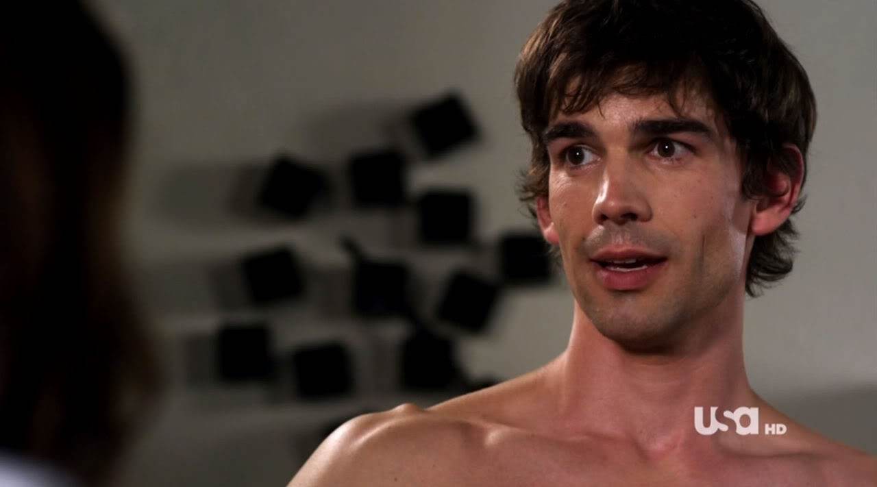Christopher Gorham, et al Shirtless in Covert Affairs Ep 1&times;09