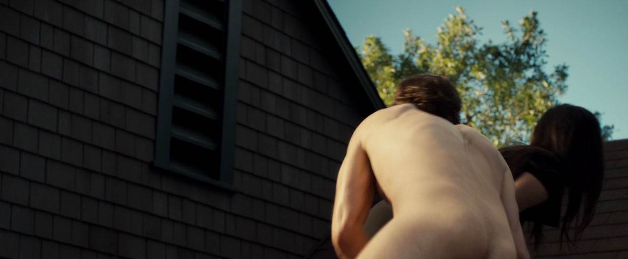 James Marsden Naked in "Death at a Funeral" (NSFW)