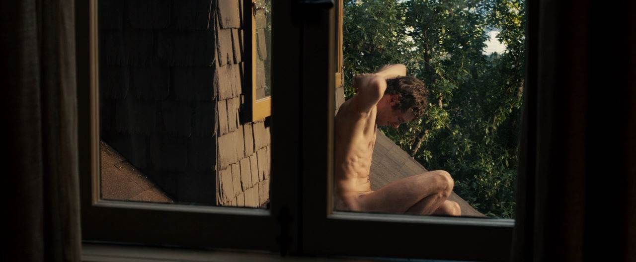 James Marsden Naked in "Death at a Funeral" (NSFW)