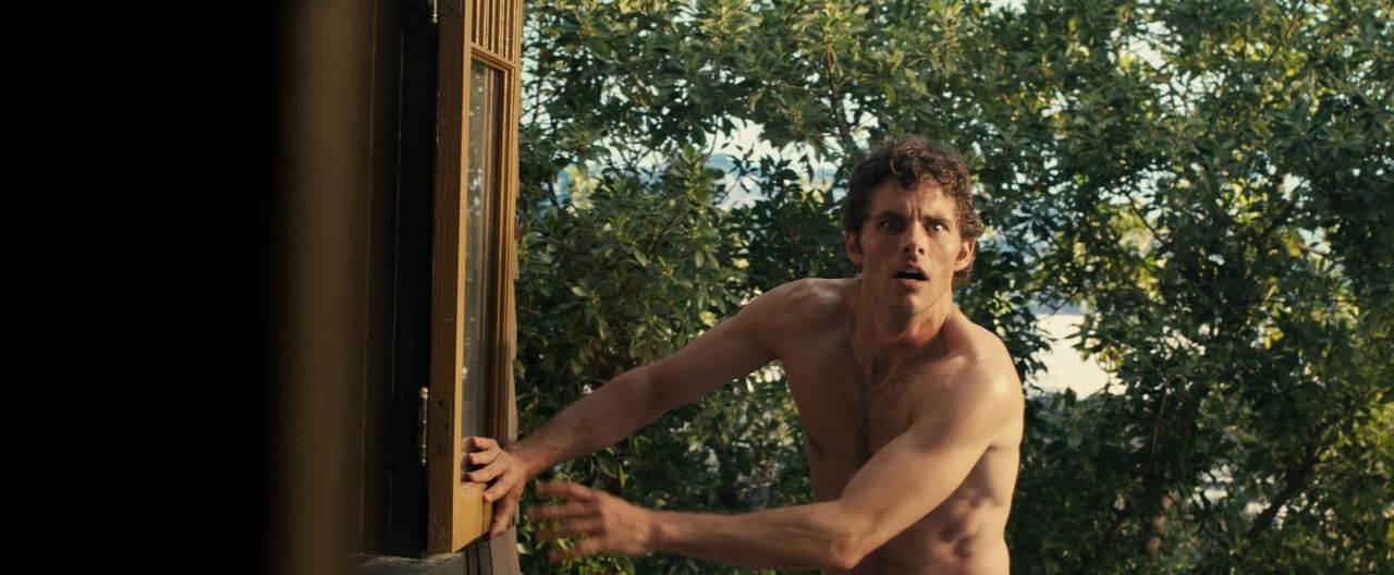 James Marsden Naked in "Death at a Funeral" (NSFW)