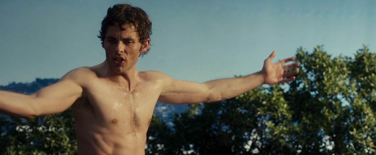 James Marsden Naked in "Death at a Funeral" (NSFW)