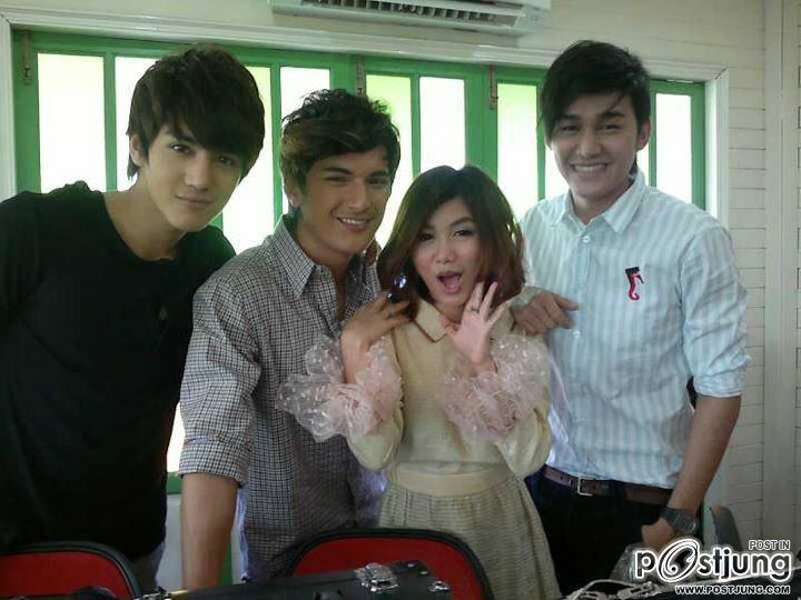 หลังเวทีกับ เม้าส์ ชิน เตชินท์