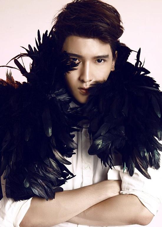 Chan Than San @ My Thuat mag. November 2011