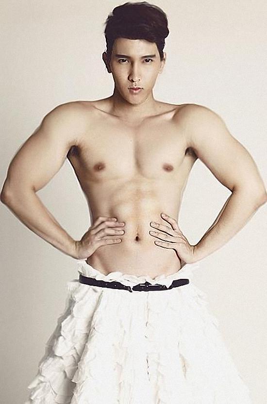 Chan Than San @ My Thuat mag. November 2011