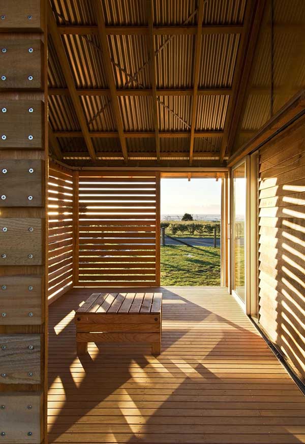 บ้านไม้เชิงเขาน่ารักมากCoastal House Designs - Capturing Coastline and the Mountains