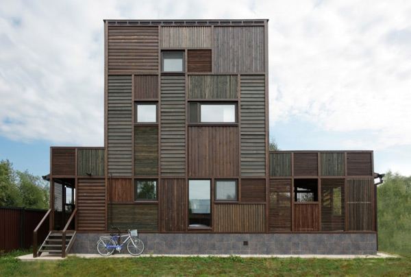 Rustic Style House Plan on Volga River, Russia