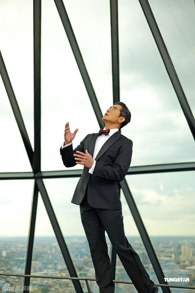 Aaron Kwok behind the fashion shoot @ Gherkin in London