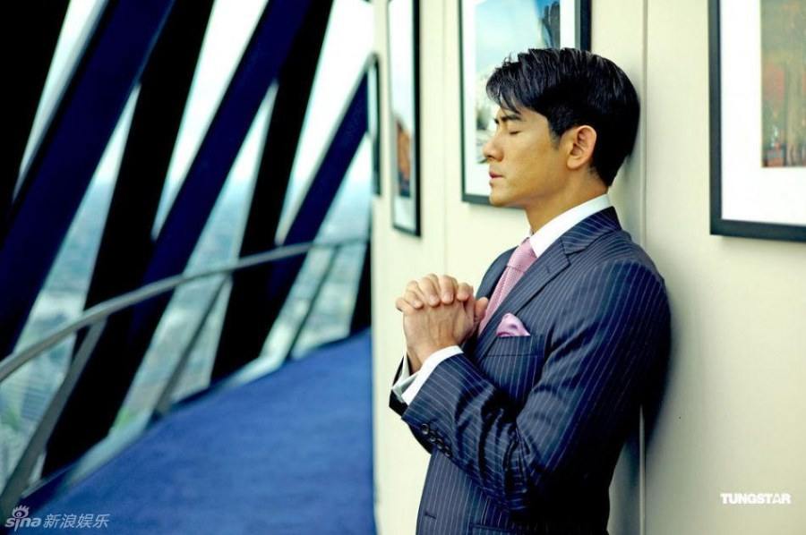 Aaron Kwok behind the fashion shoot @ Gherkin in London
