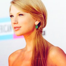 Taylor Swift ในงาน AMAs 2011 สวยมากๆๆ