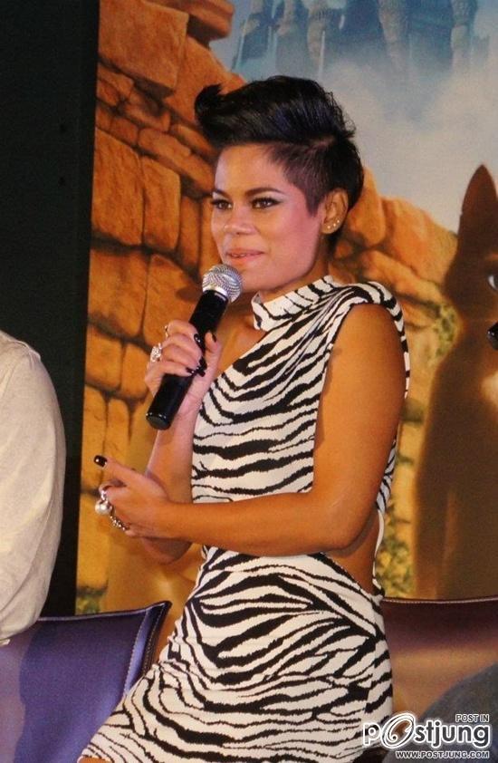 Puss in Boots Gala Night @ Paragon Cineplex