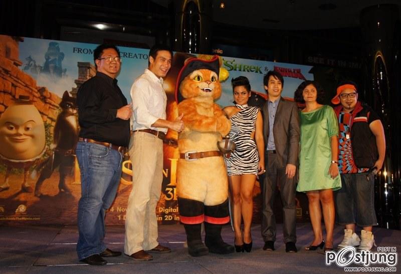 Puss in Boots Gala Night Paragon Cineplex